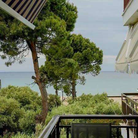 Golden Dom wakacyjny Nea Moudania